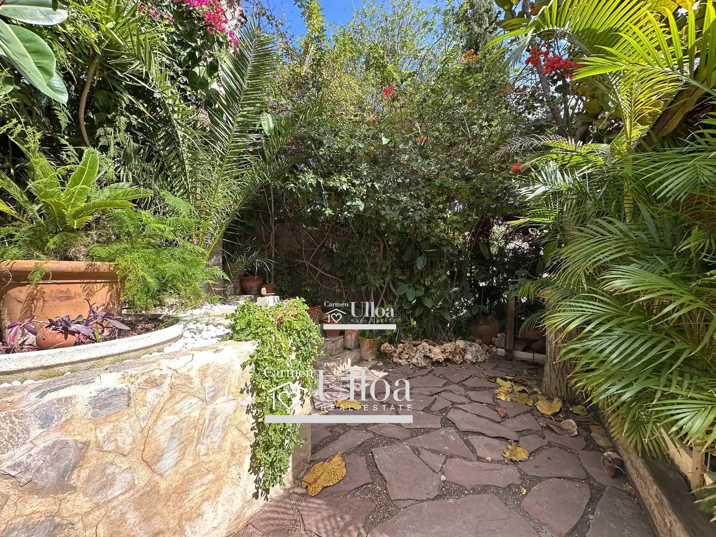 Jardí de Casa o xalet en venda en Alicante / Alacant amb Aire condicionat, Calefacció i Jardí privat