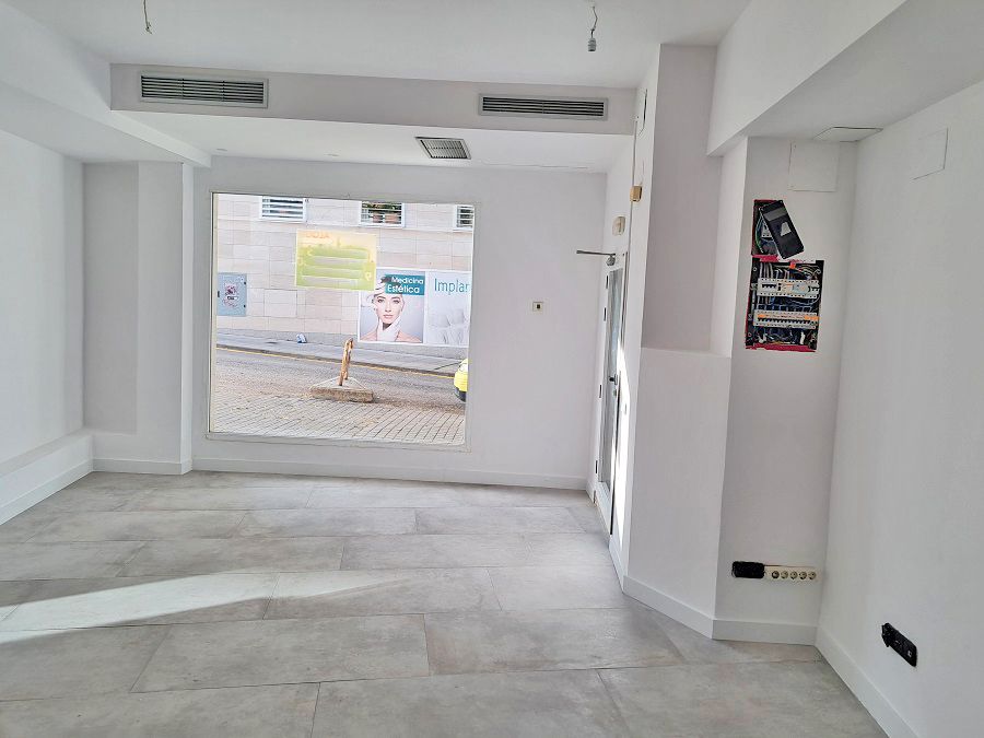 Local de lloguer en Torrelodones amb Aire condicionat i Calefacció