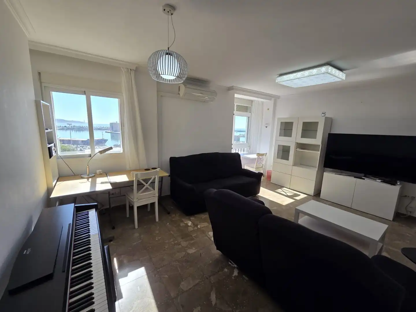 Sala de estar de Piso de alquiler en Málaga con Aire acondicionado y Amueblado