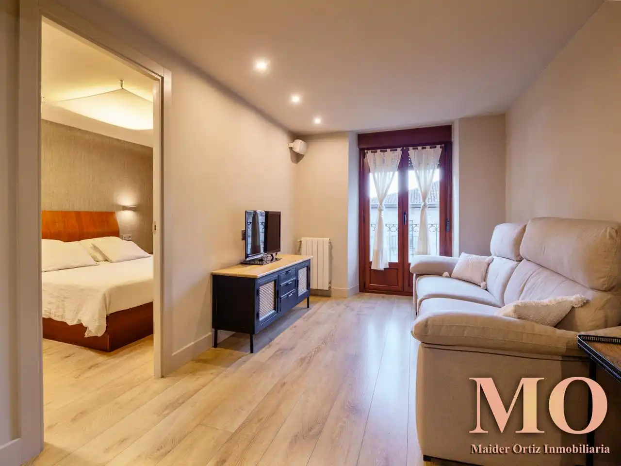 Sala de estar de Dúplex en venta en Bergara con Calefacción
