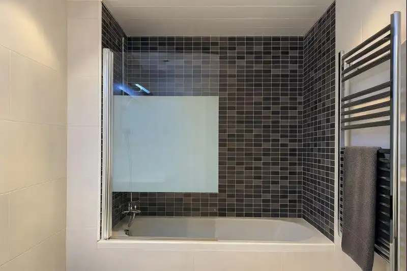 Bathroom of Flat for sale in Manresa  with Heating