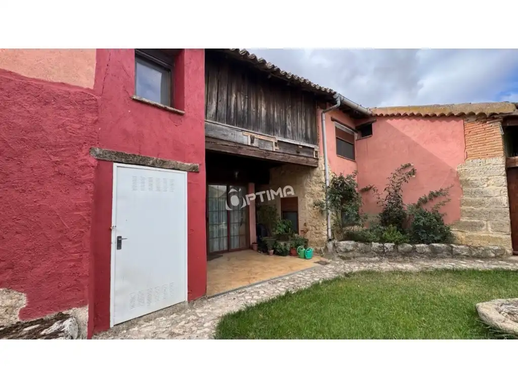 Exterior view of Country homes for sale in Villalonso