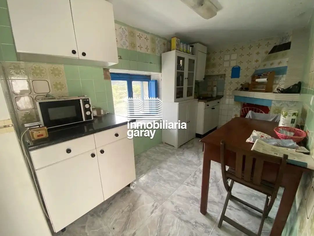 Cocina de Casa o chalet en venta en Valle de Valdebezana con Calefacción y Amueblado