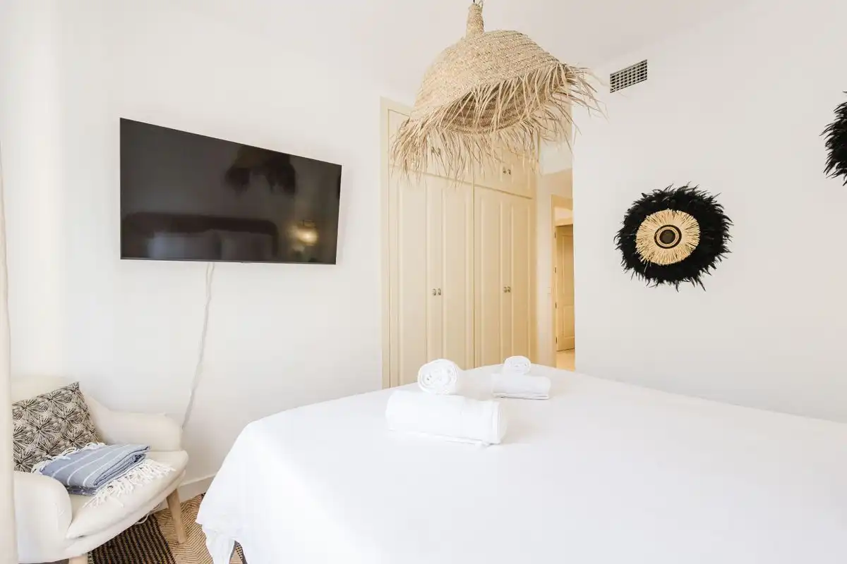 Bedroom of Ground floor for sale in Marbella  with Air Conditioner, Heating and Private garden