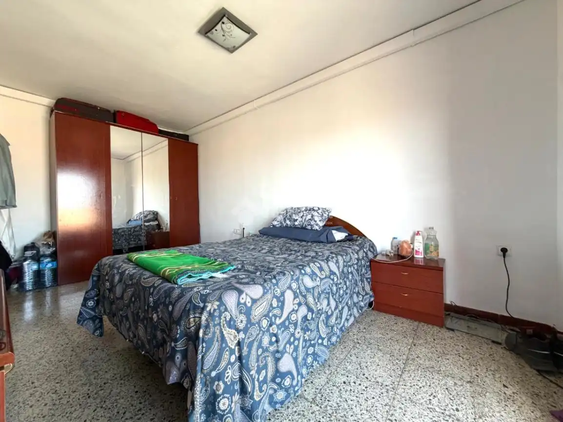Bedroom of Flat for sale in Badalona  with Air Conditioner and Balcony