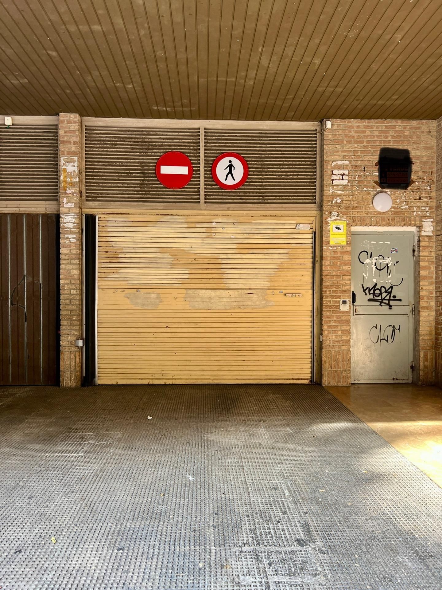 Vista exterior de Garatge en venda en  Valencia Capital