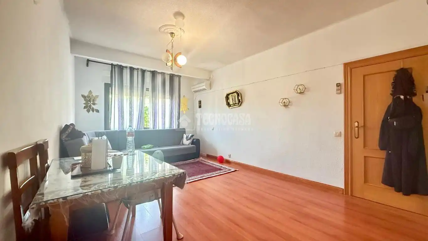 Sala de estar de Piso en venta en Fuensalida con Aire acondicionado, Calefacción y Parquet