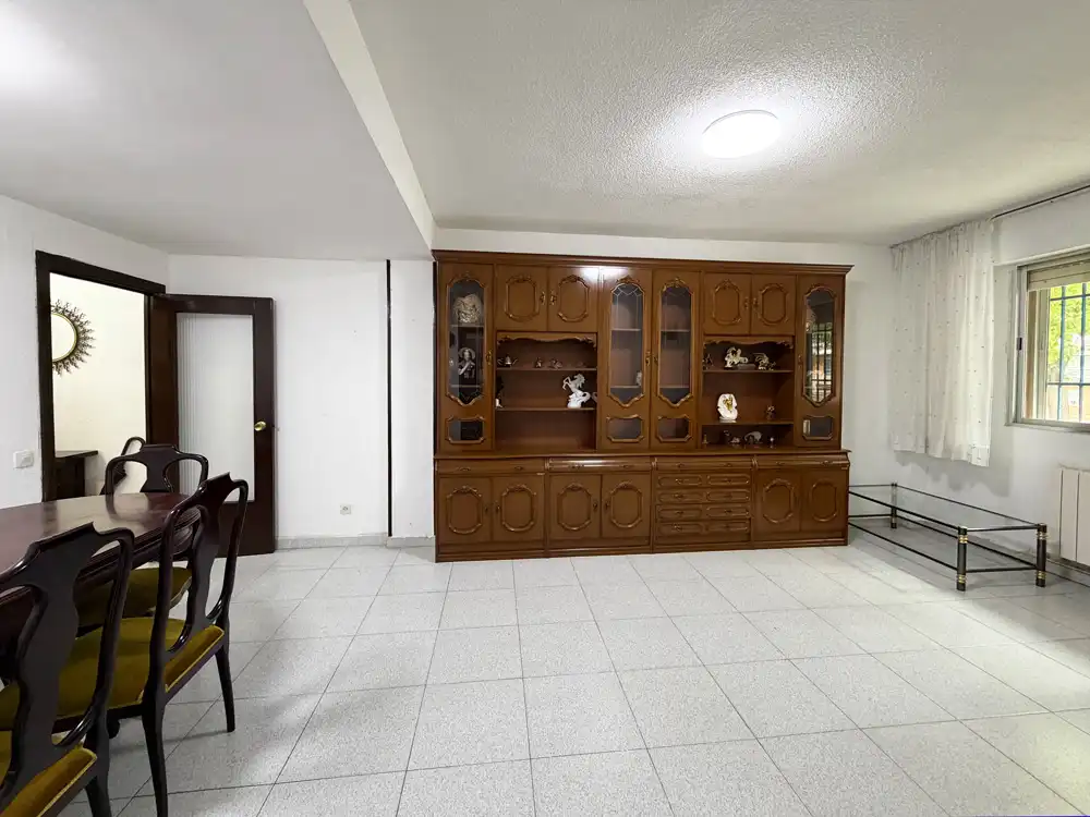 Planta baja en venta en Pinto con Calefacción