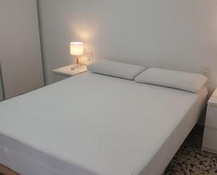 Bedroom of Flat to rent in Elche / Elx  with Storage room