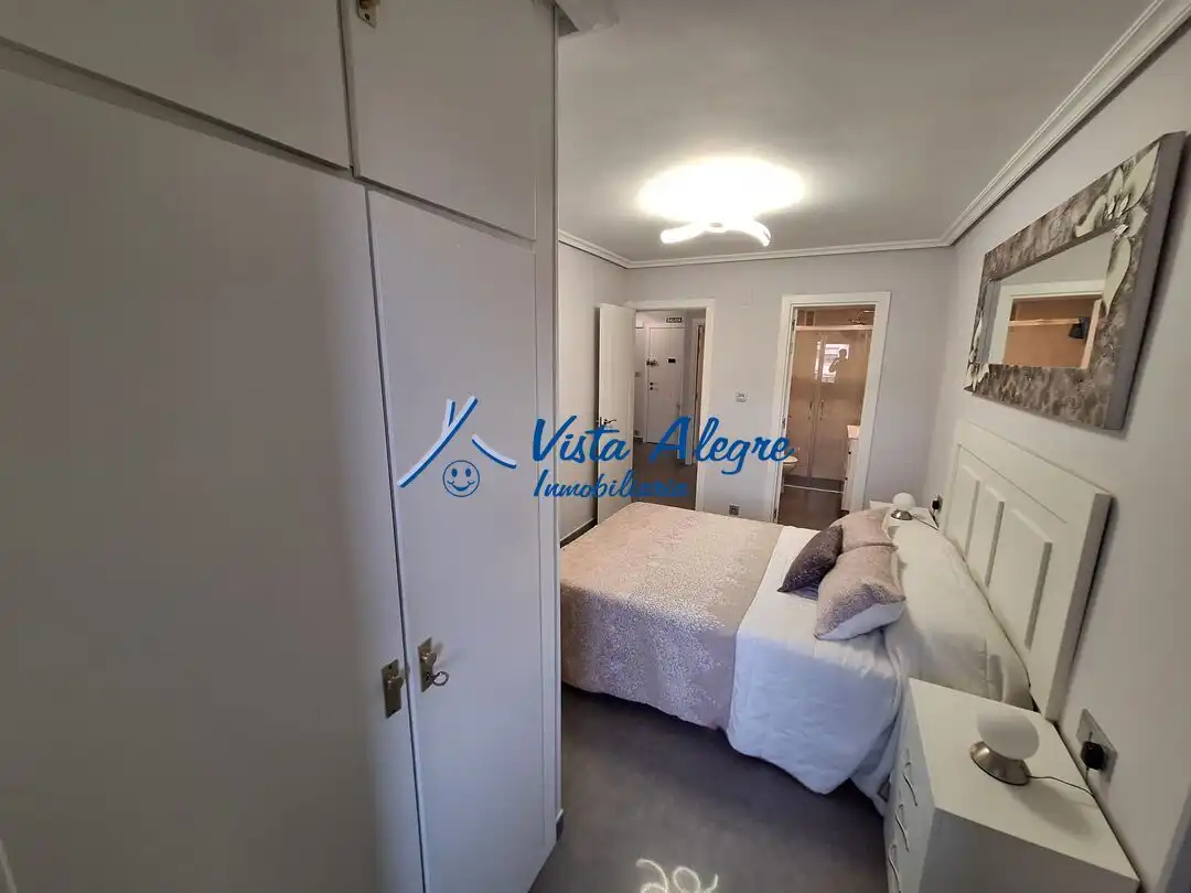 Bedroom of Flat for sale in Haro, La Rioja