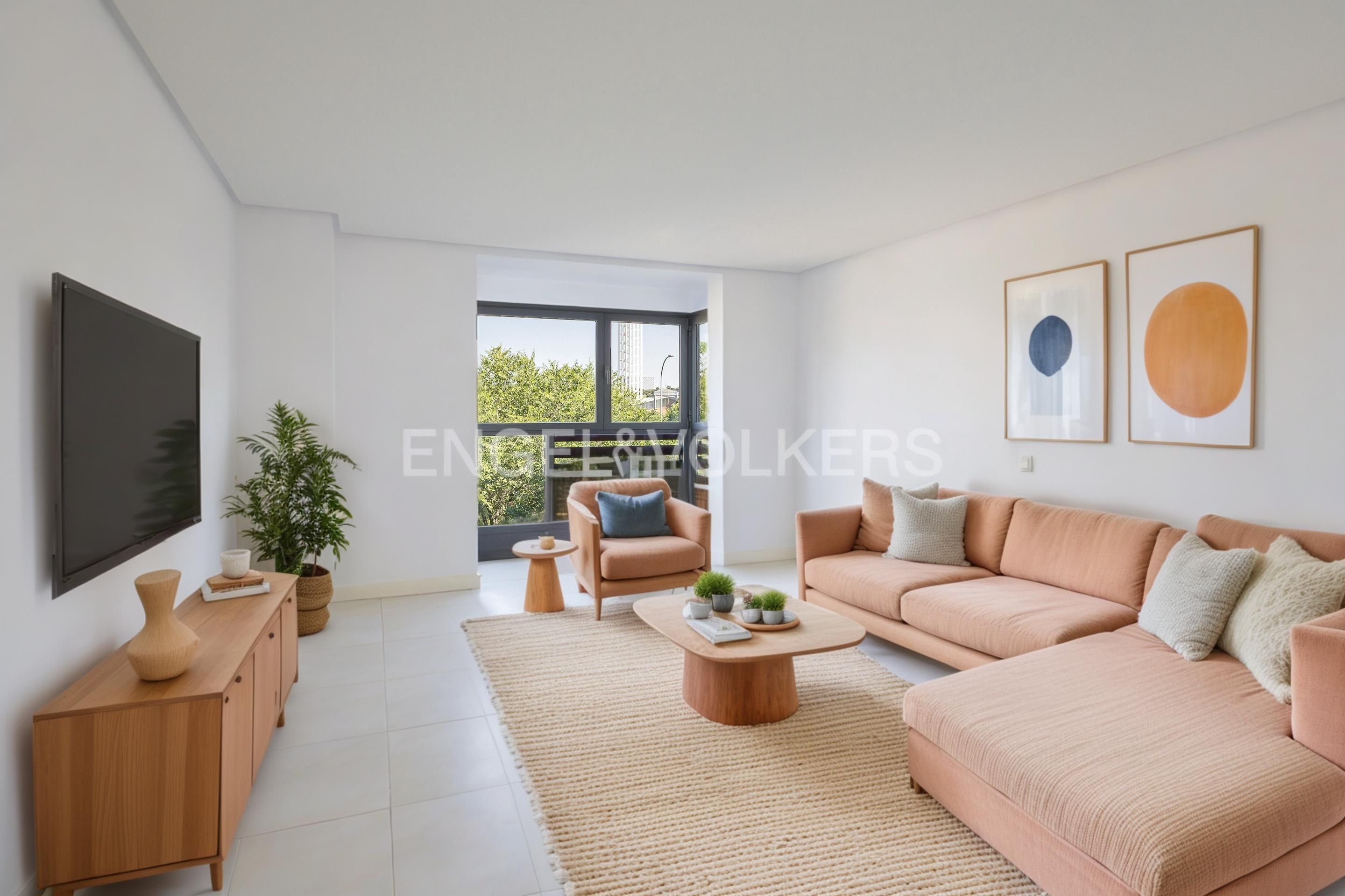 Sala d'estar de Apartament en venda en  Madrid Capital amb Calefacció, Traster i Piscina
