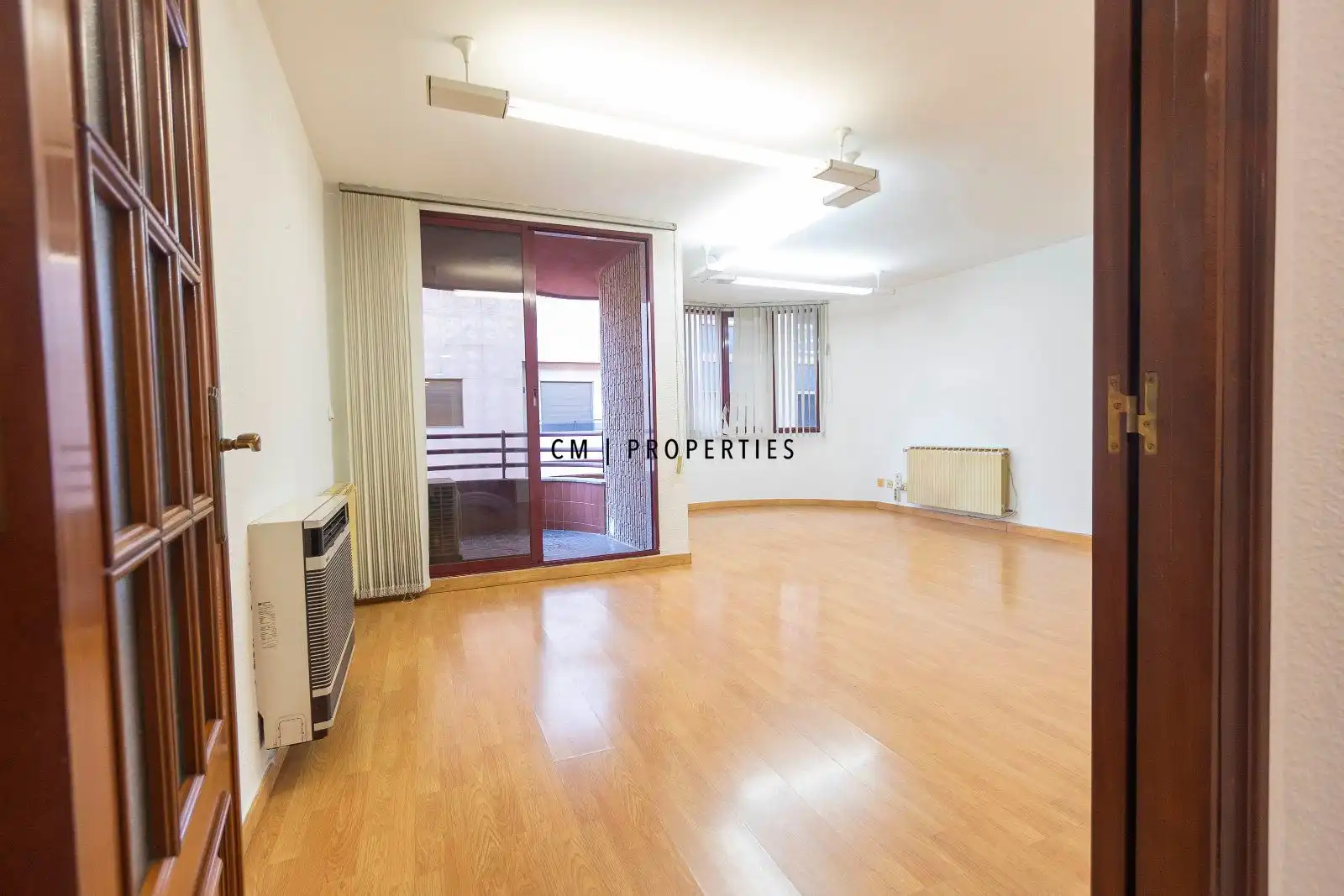 Wohnung zum Verkauf in Valencia mit Klimaanlage, Heizung und Parkett