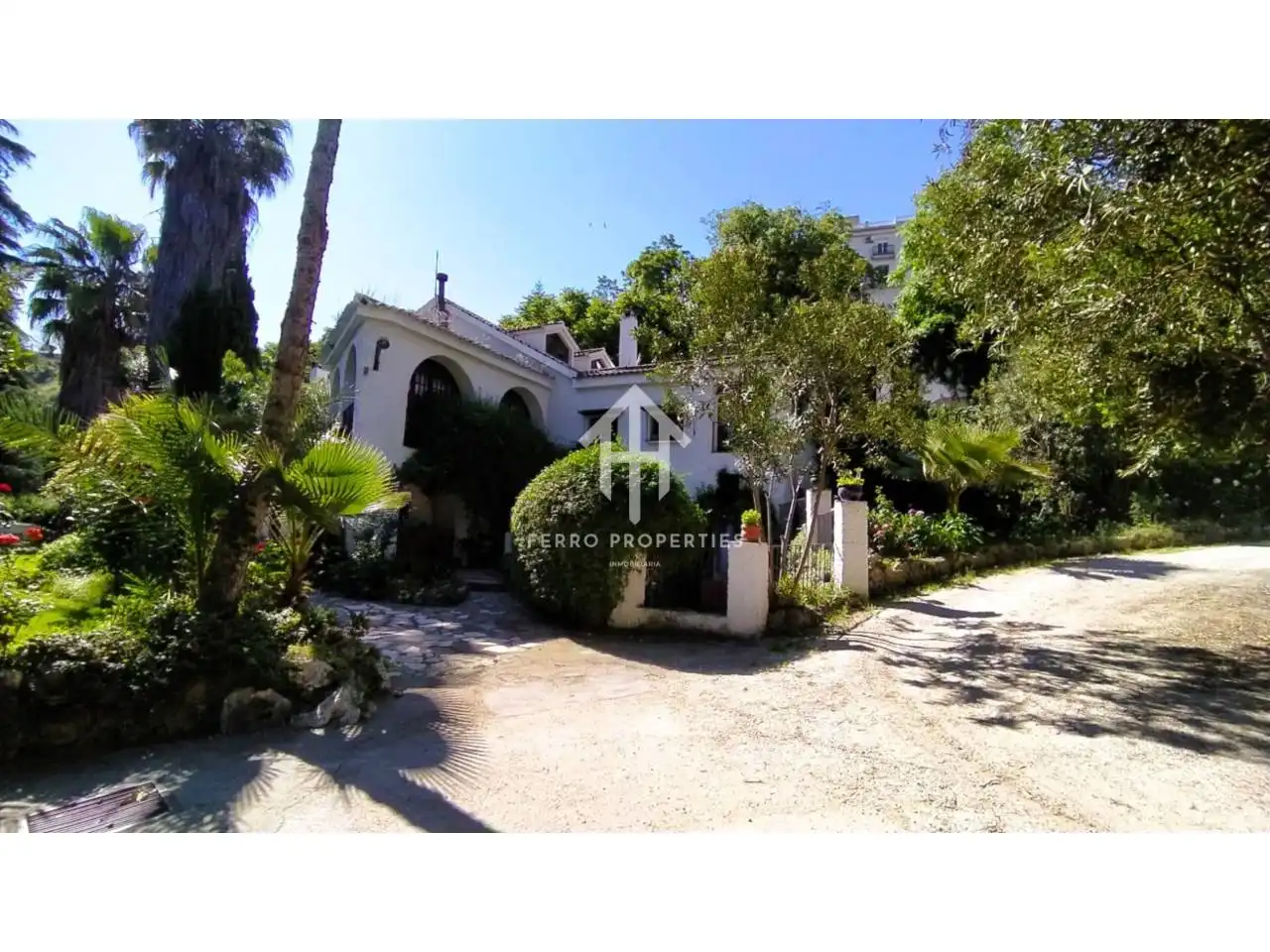 Exterior view of Country homes for sale in Loja  with Heating, Private garden and Swimming Pool