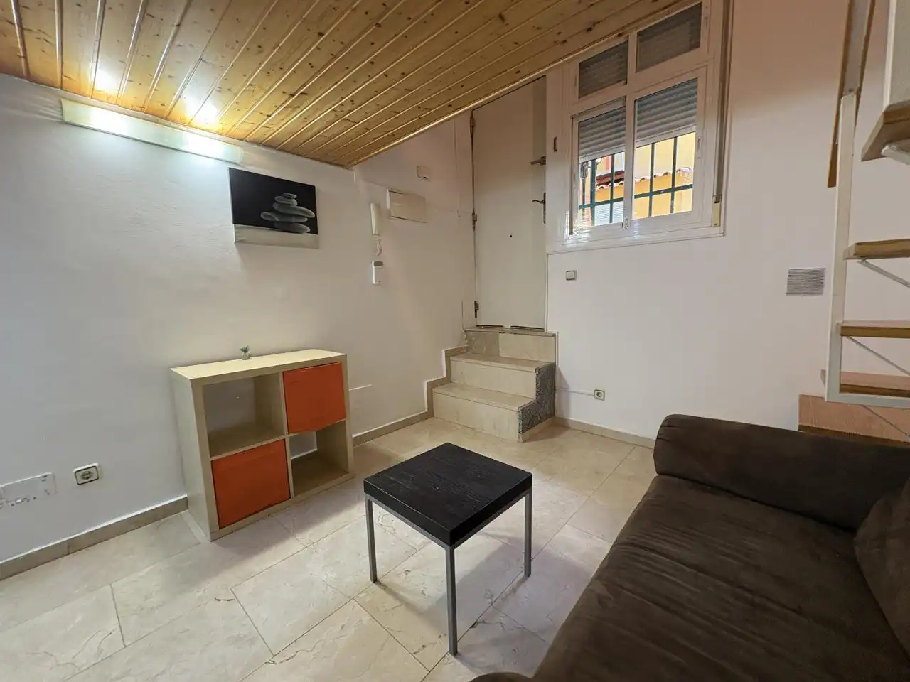 Duplexes for rent in Madrid  with Air Conditioner and Furnished