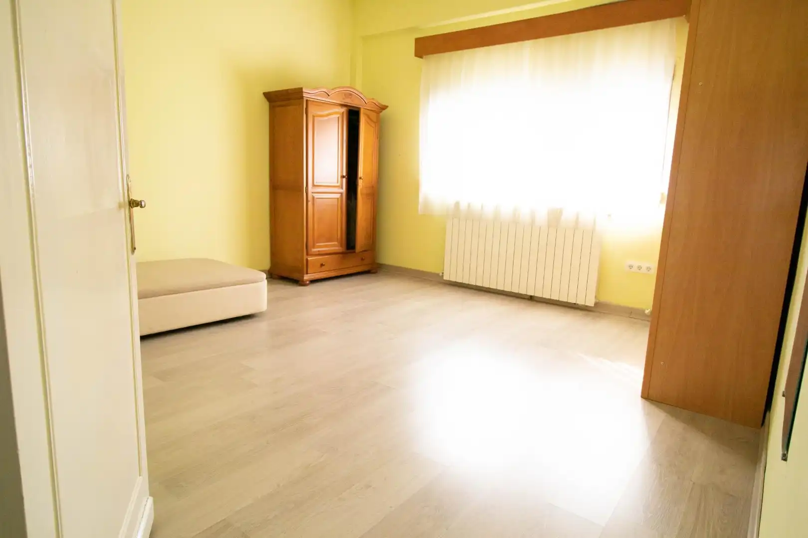 Habitación de Piso en venta en Badajoz con Calefacción, Terraza y Trastero
