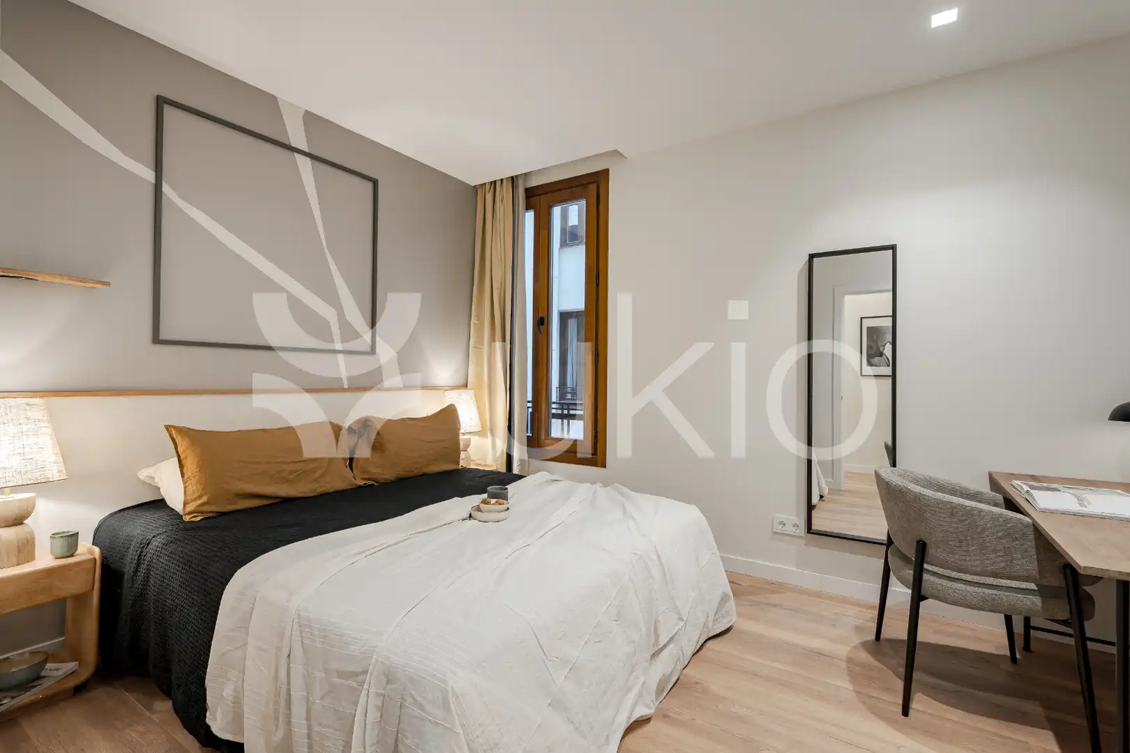 Schlafzimmer von Wohnungen zur Miete in Madrid mit Klimaanlage, Heizung und Terrasse
