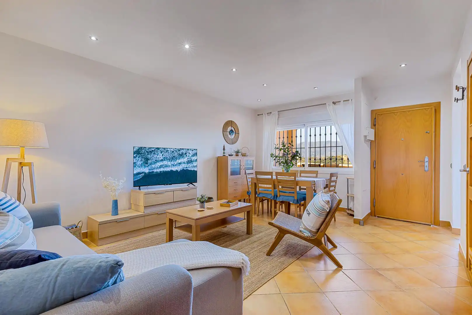 Sala de estar de Ático en venta en Mijas con Aire acondicionado, Calefacción y Jardín privado