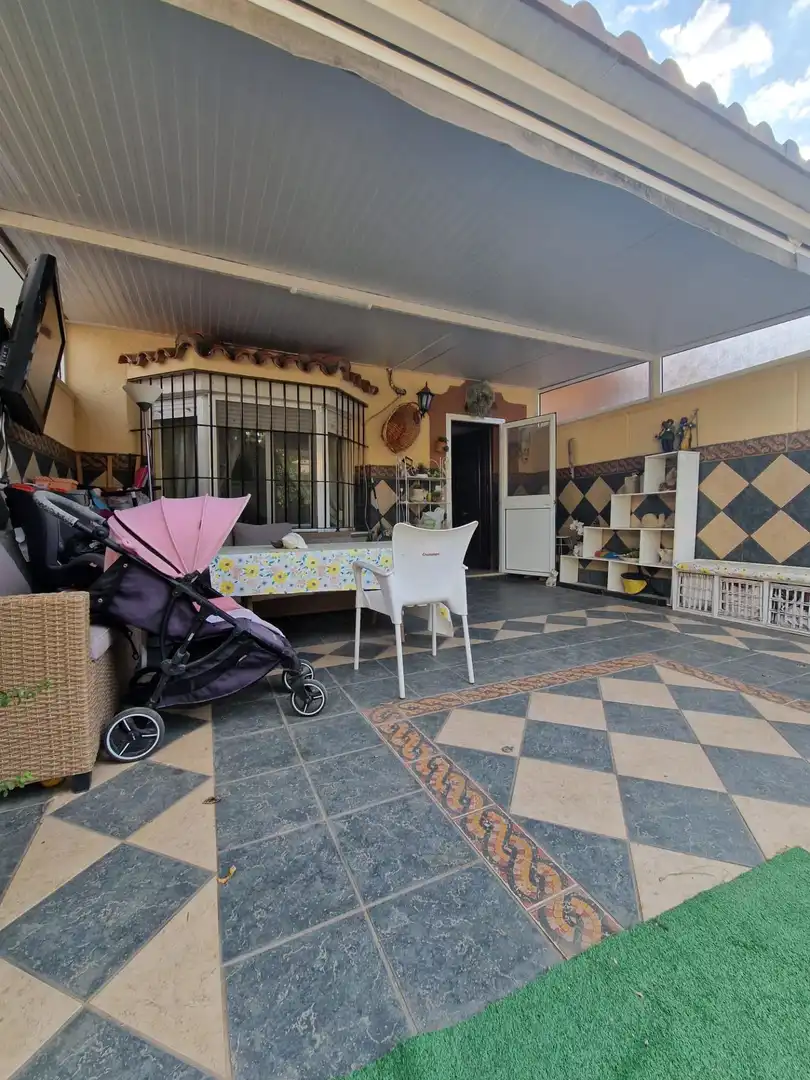 Chalet con terraza en venta en El Retiro - Parque Atlántico - Ronda este, imagen 2
