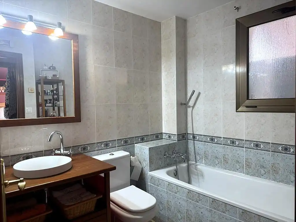 Bathroom of Detached homes for sale in Palau-saverdera  with Air Conditioner, Heating and Private garden