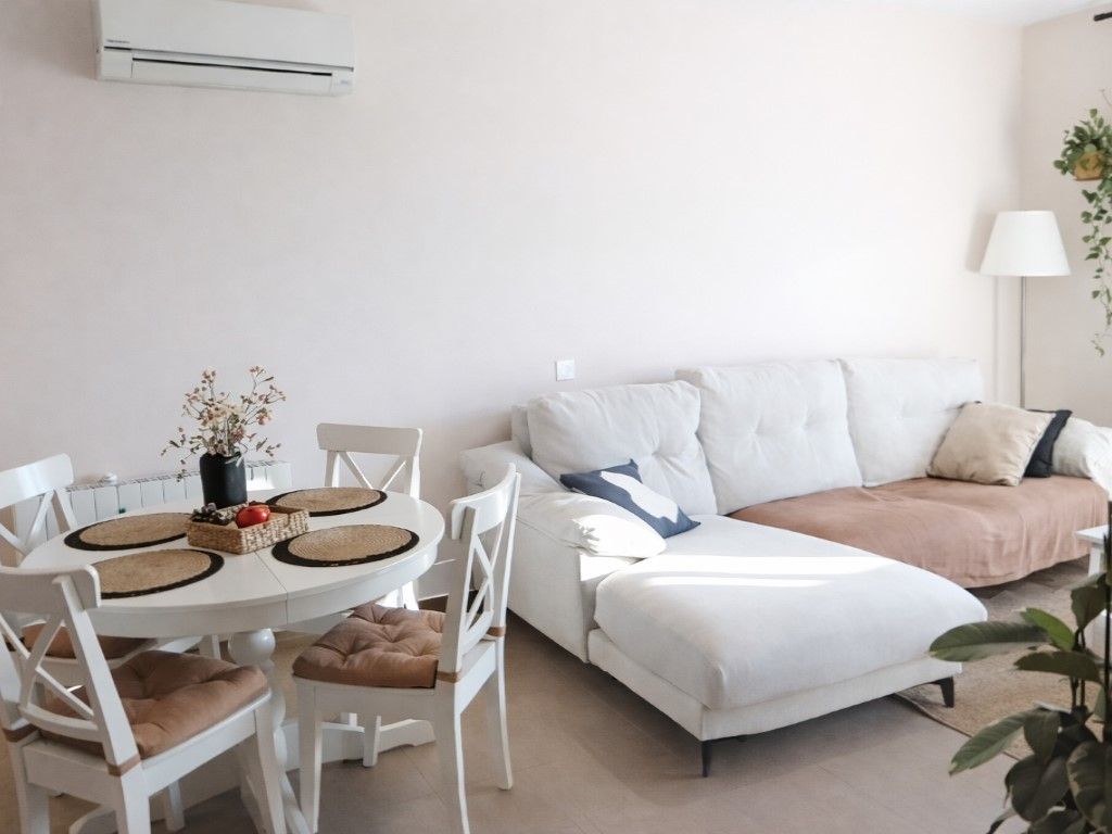 Sala de estar de Dúplex en venta en Santa Margarida I Els Monjos con Aire acondicionado, Horno y Balcón