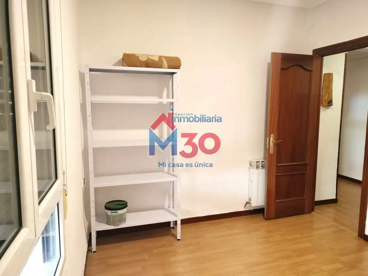 Habitación de Piso en venta en Miranda de Ebro con Calefacción