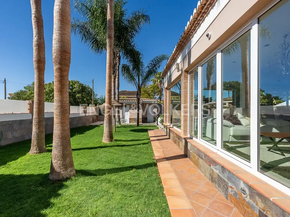 Exterior view of Houses for rent in Bétera  with Air Conditioner, Heating and Private garden