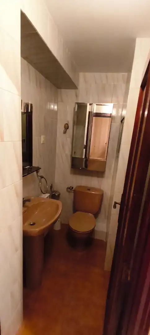 Badezimmer von Wohnung zum Verkauf in Zaragoza mit Heizung, Möbliert und Ofen