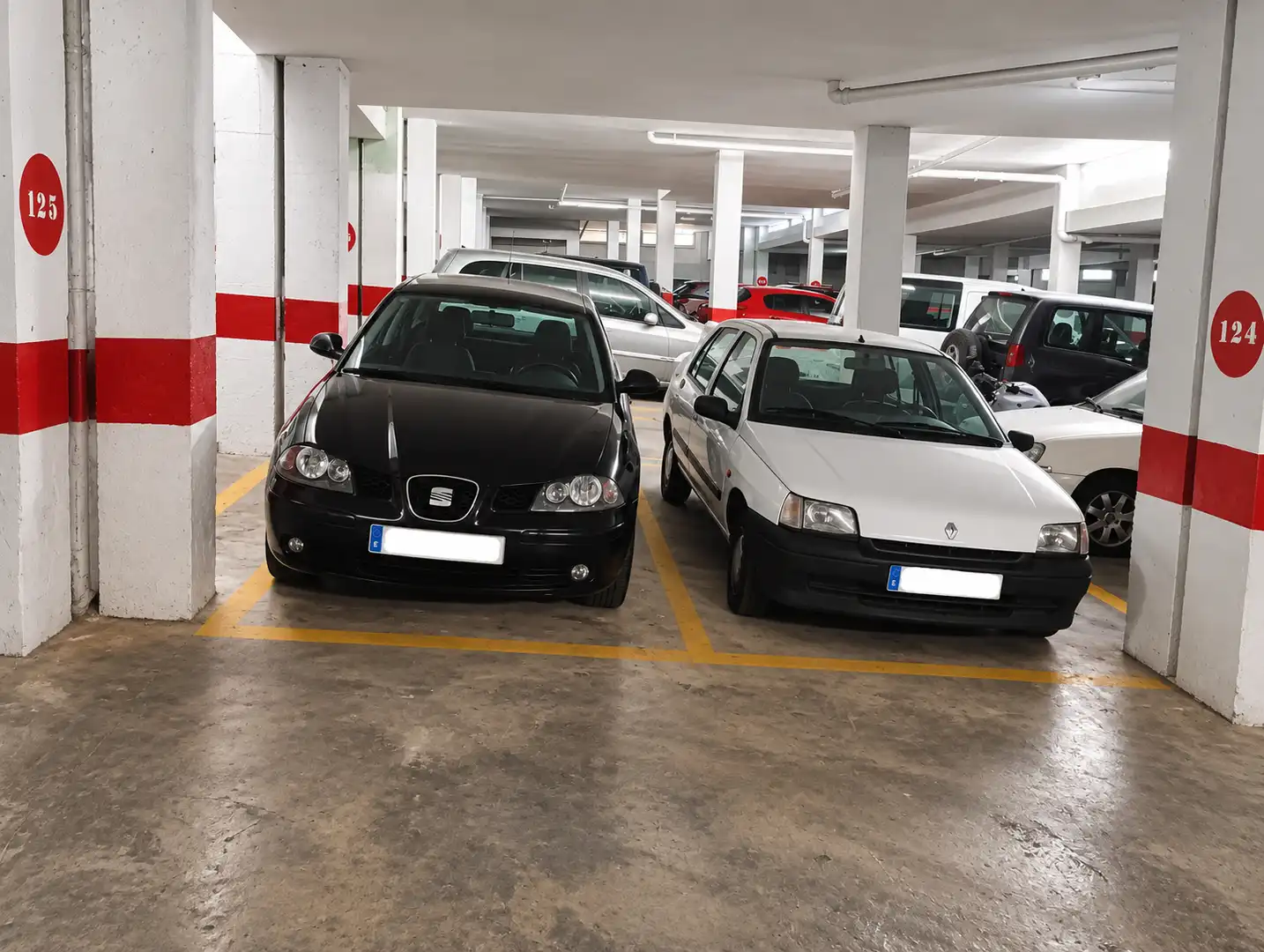 Garage zur Miete in Calle Pío XII, 7, Linarejos