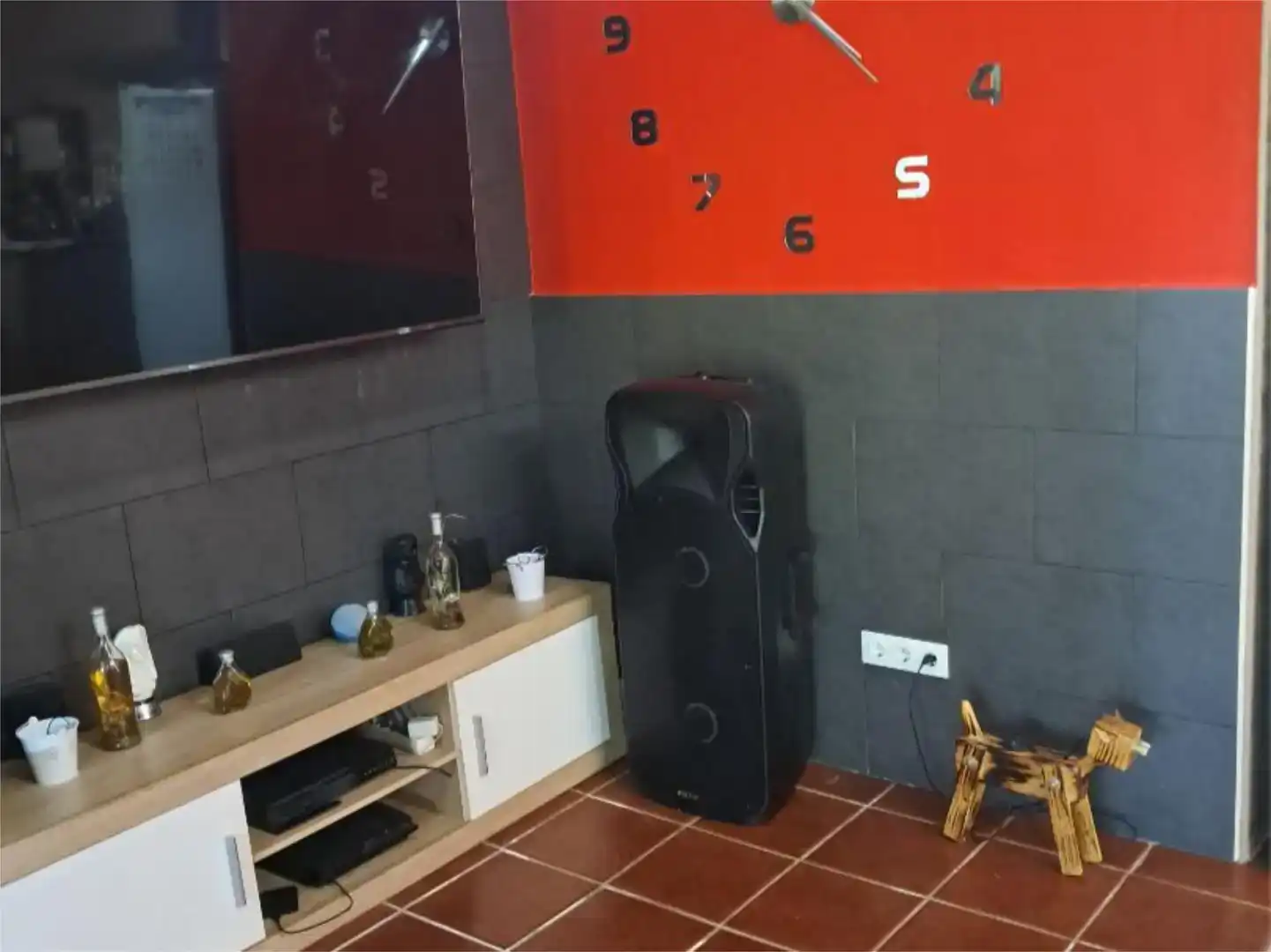 Sala d'estar de Pis en venda en Navalmoral de la Mata amb Aire condicionat, Jardí privat i Traster