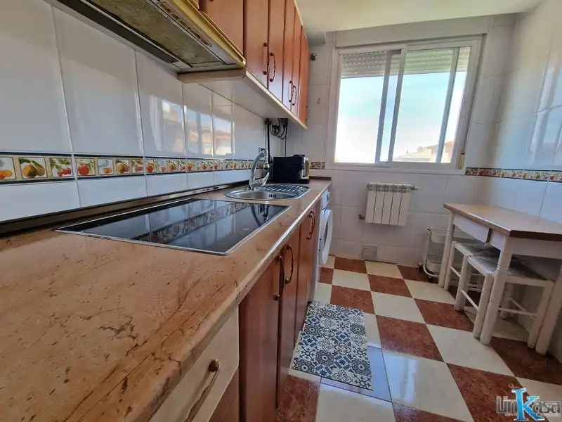 Küche von Wohnung zum Verkauf in Linares mit Klimaanlage, Heizung und Möbliert