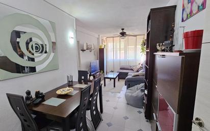 Living room of Flat for sale in Getafe  with Air Conditioner, Heating and Terrace