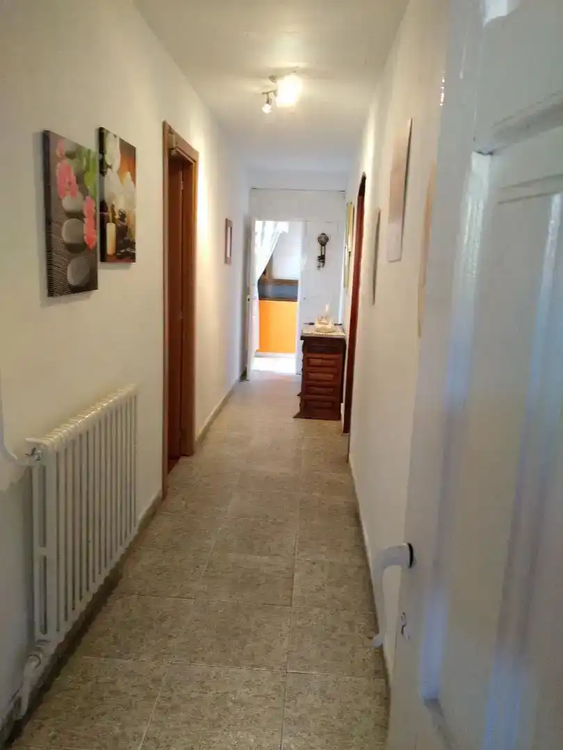 Casa o xalet en venda en Villagatón amb Jardí privat, Traster i Moblat