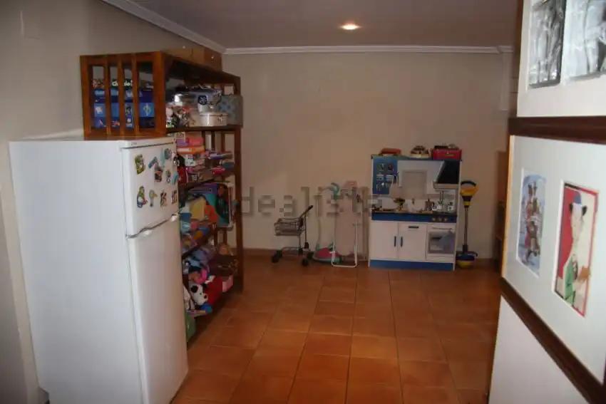 Cocina de Casa adosada en venta en Melilla con Aire acondicionado, Jardín privado y Parquet