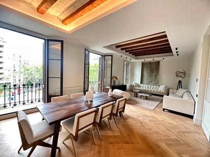 Dining room of Flat for sale in  Barcelona Capital  with Air Conditioner, Terrace and Balcony