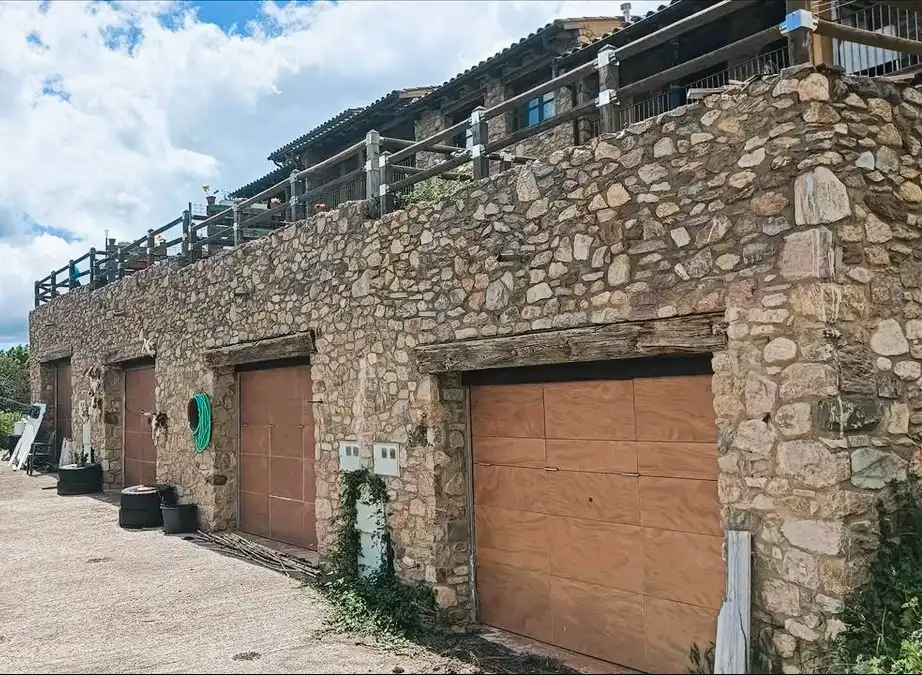 Vista exterior de Casa o xalet en venda en Sarroca de Bellera amb Jardí privat i Alarma
