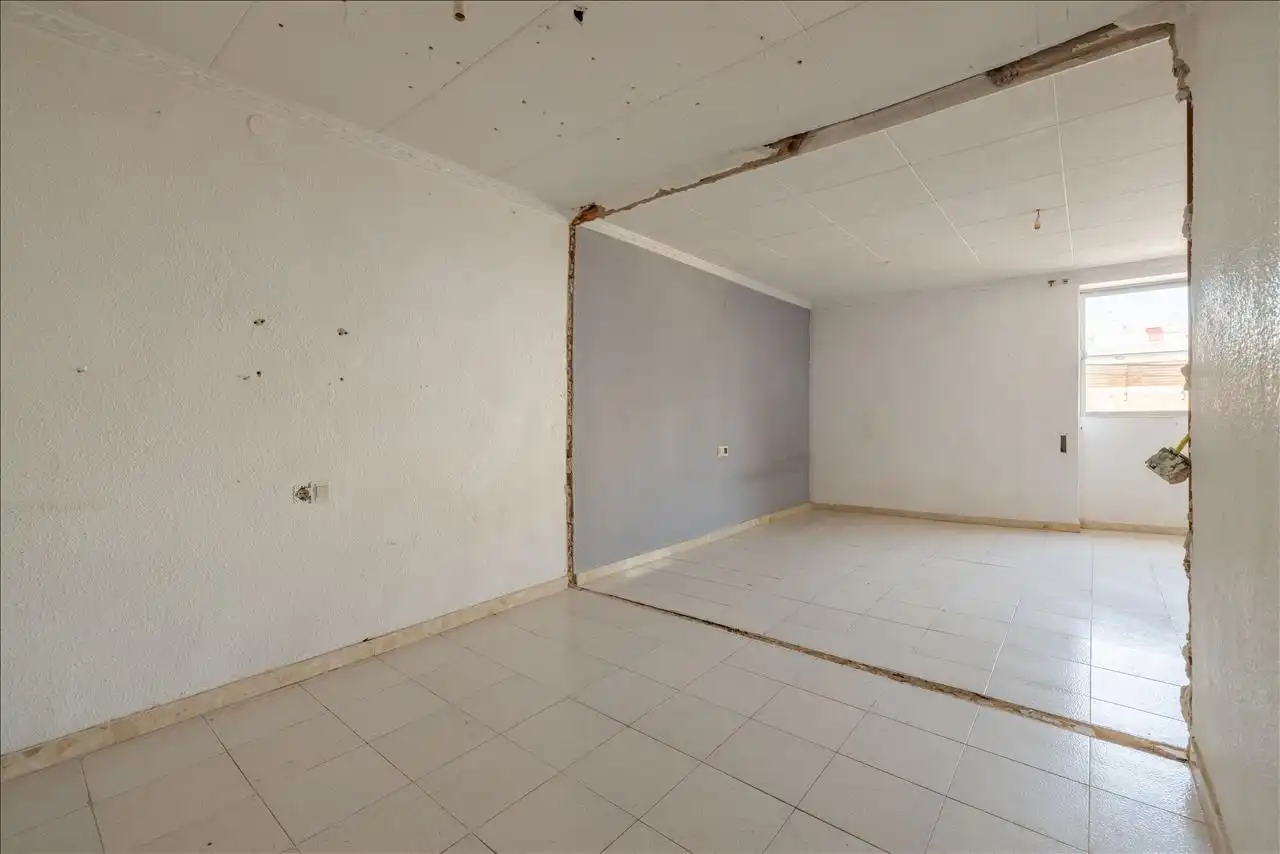 Casa adosada en venda en Amposta amb Terrassa