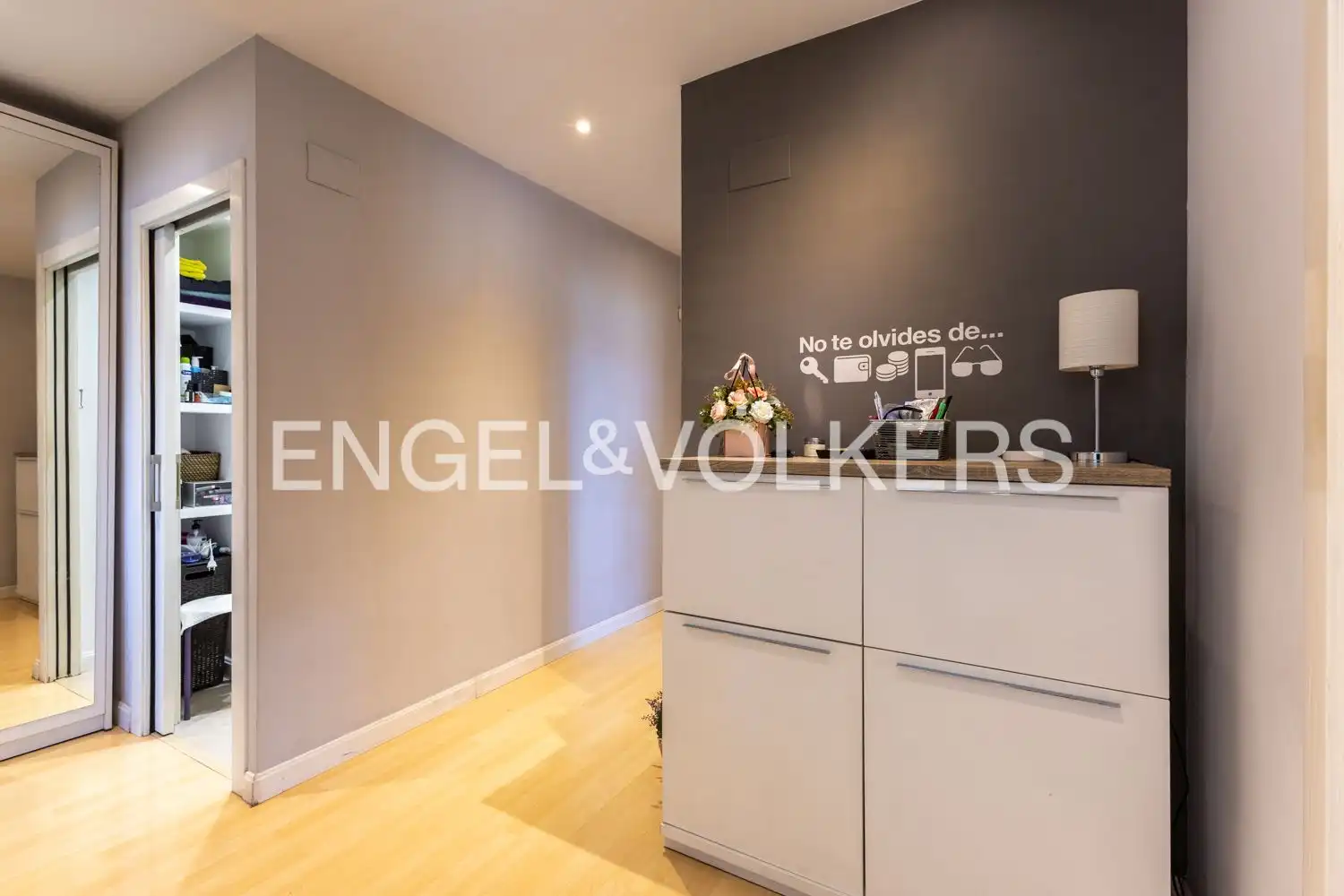 Piso en venta en Valencia con Aire acondicionado, Calefacción y Balcón