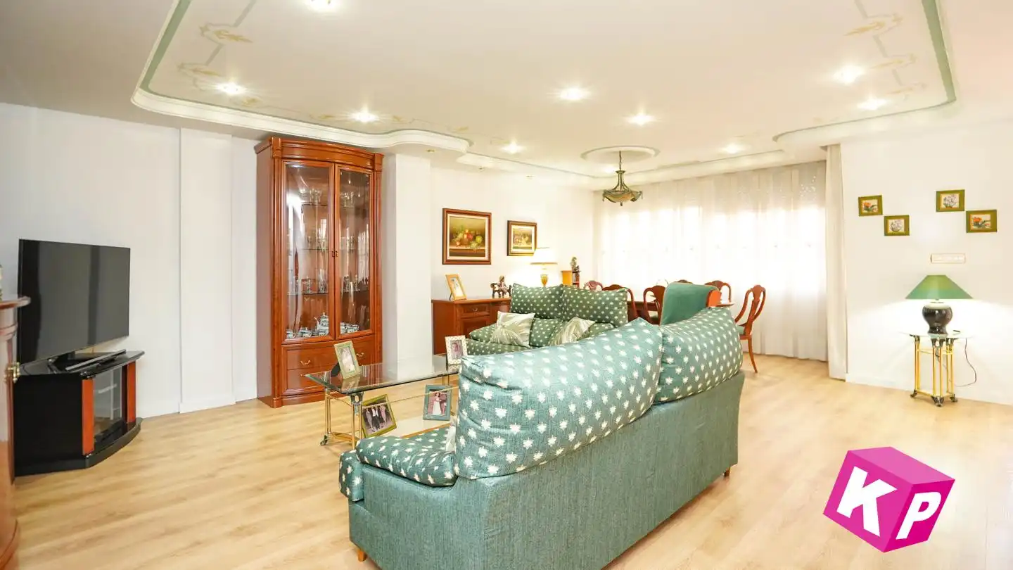 Bungalow con piscina en venta en Calle Juan Gris, imagen 12