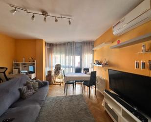 Flat for sale in Calle Benamargosa, Palomeras Sureste, Puente de Vallecas,  Madrid Capital