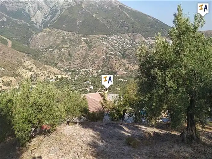 Residencial en venta en Alcaucín