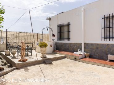 Maison rustique avec jardin à vendre à La Cañada de San Urbano