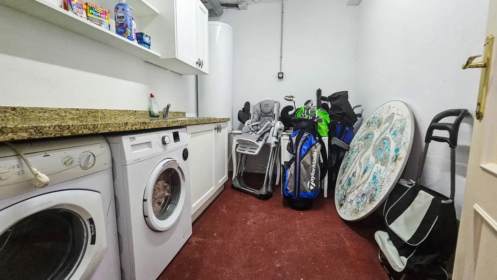 Casa adosada en venta en Manilva con Aire acondicionado, Piscina y Amueblado