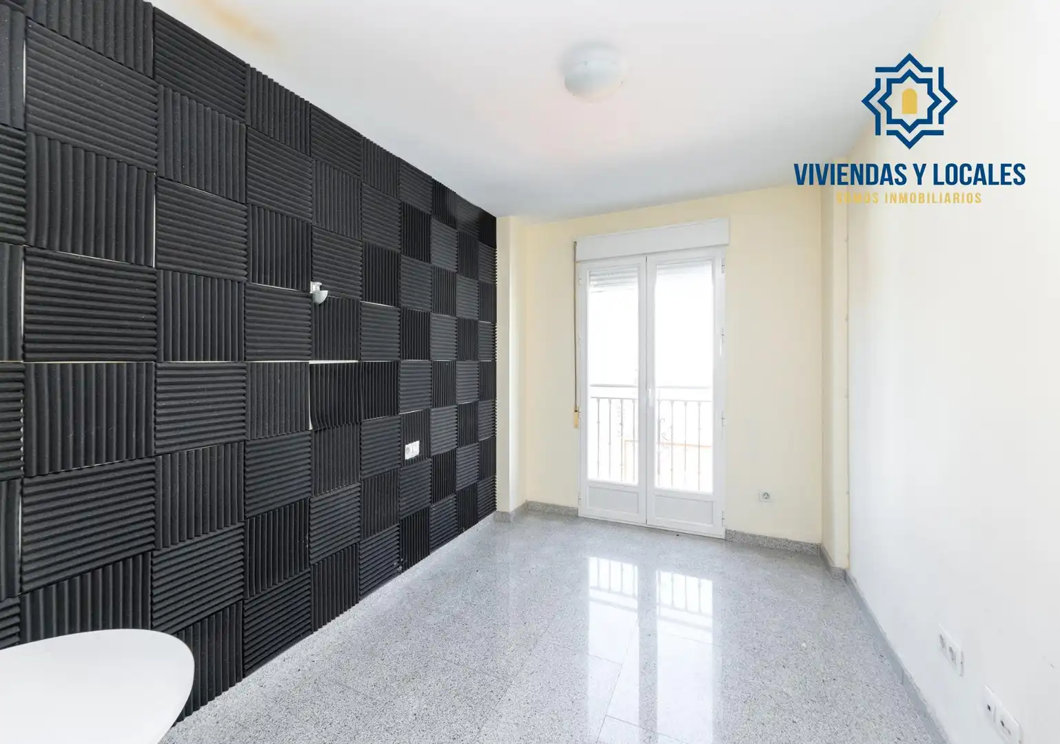 Terraced house with terrace for sale in San Antón, imagen 9