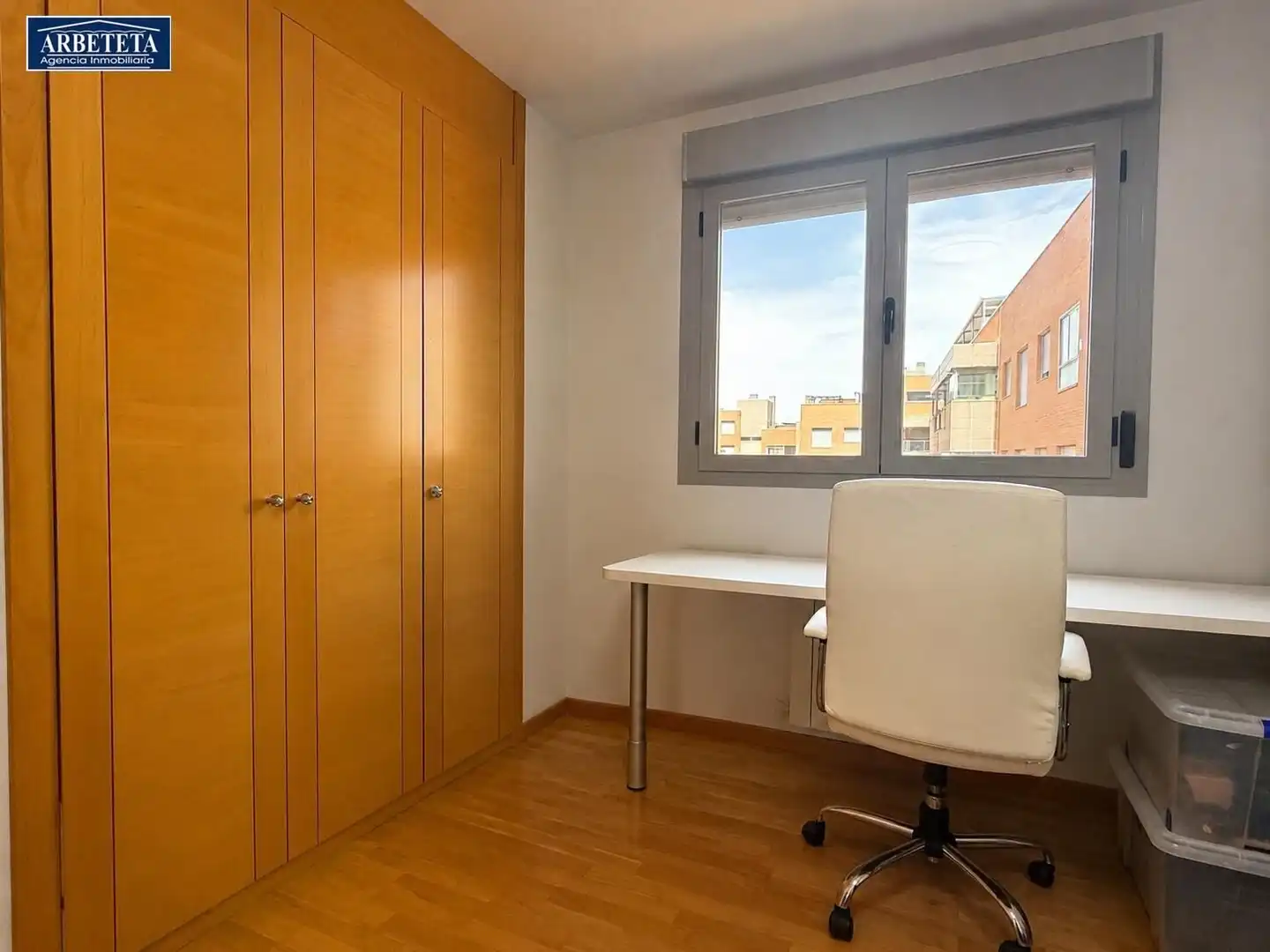Schlafzimmer von Wohnung zum Verkauf in Yebes mit Heizung, Terrasse und Abstellraum