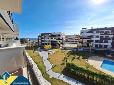 Flat with pool for sale in Orihuela Costa
