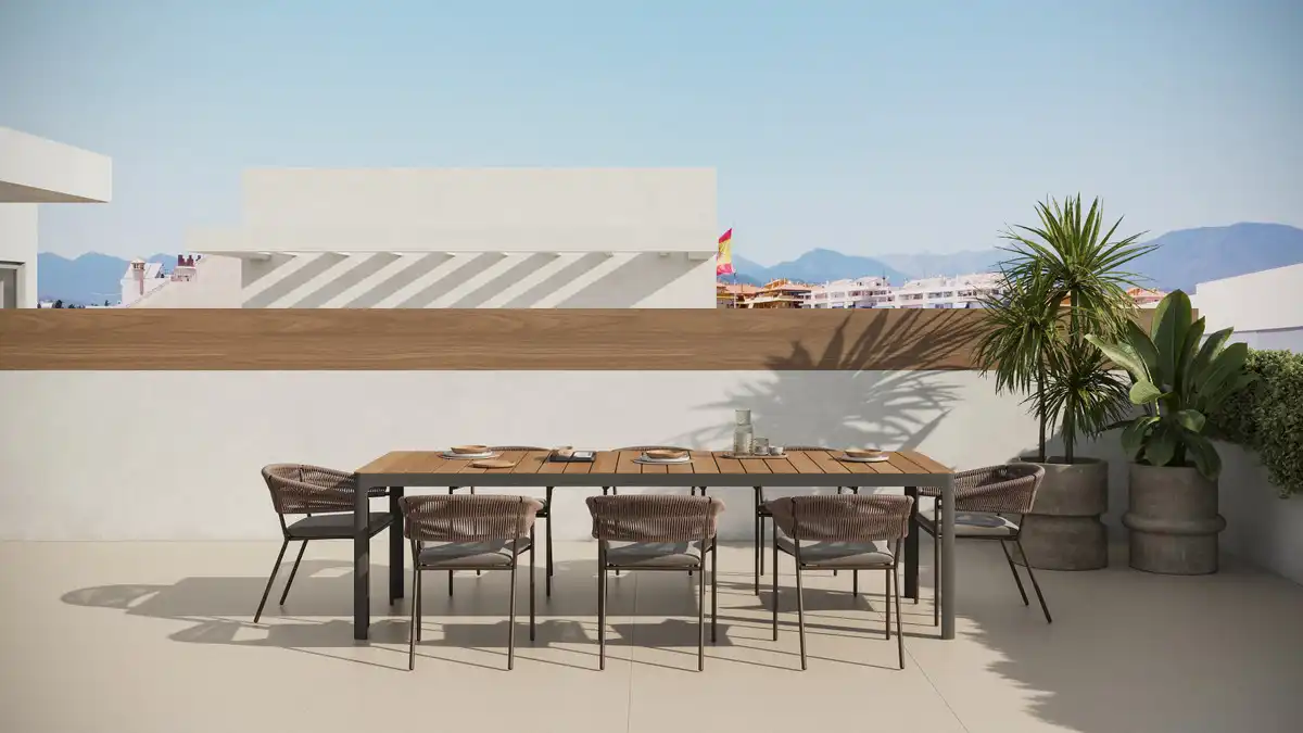 Terrasse von Erdgeschoss zum Verkauf in Marbella mit Klimaanlage, Terrasse und Abstellraum