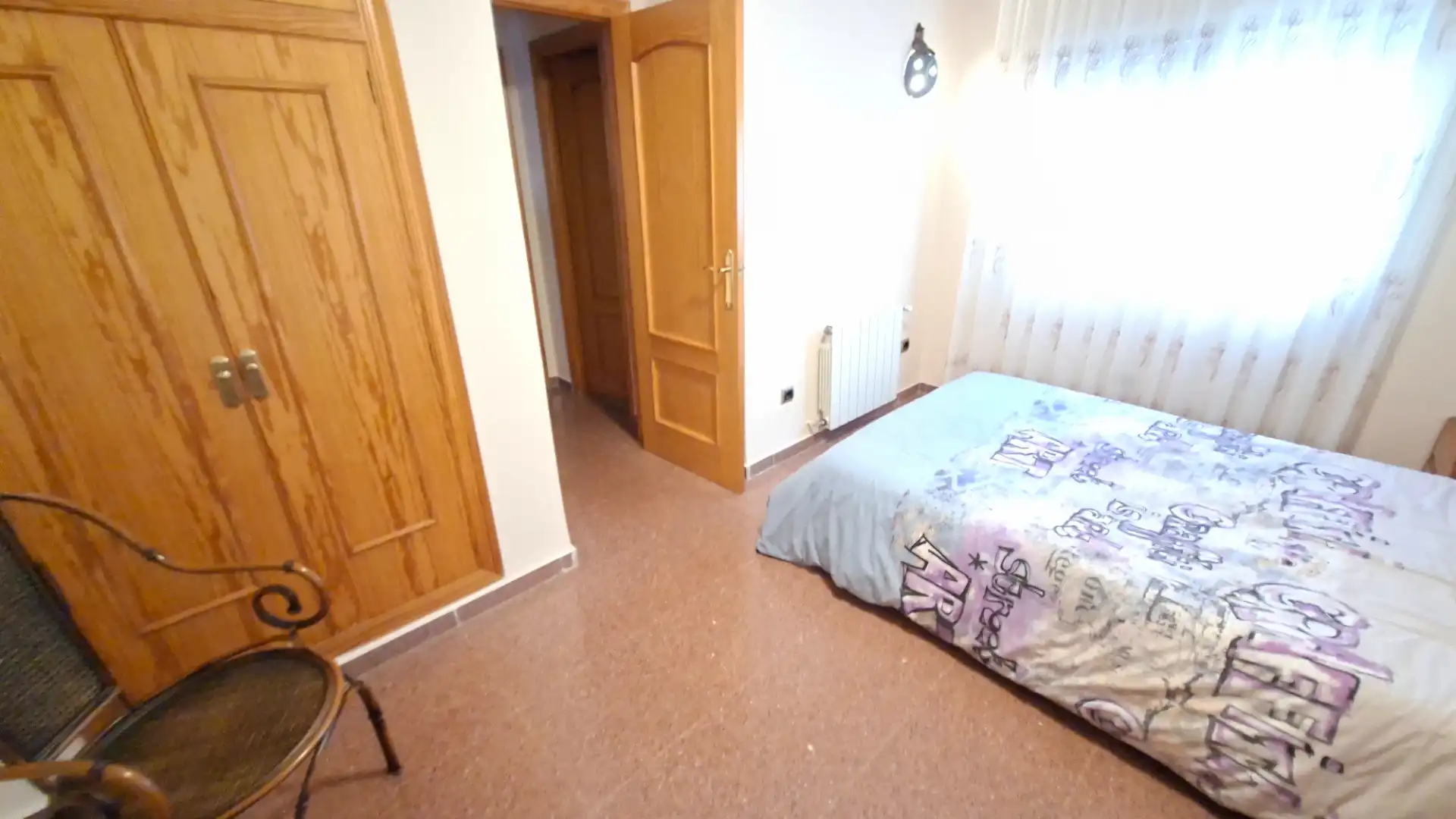 Dormitori de Casa o xalet en venda en Alicante / Alacant amb Aire condicionat, Calefacció i Jardí privat