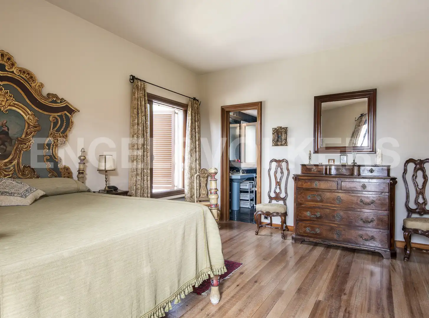 Schlafzimmer von Country house zum Verkauf in La Garriga mit Heizung und Schwimmbad