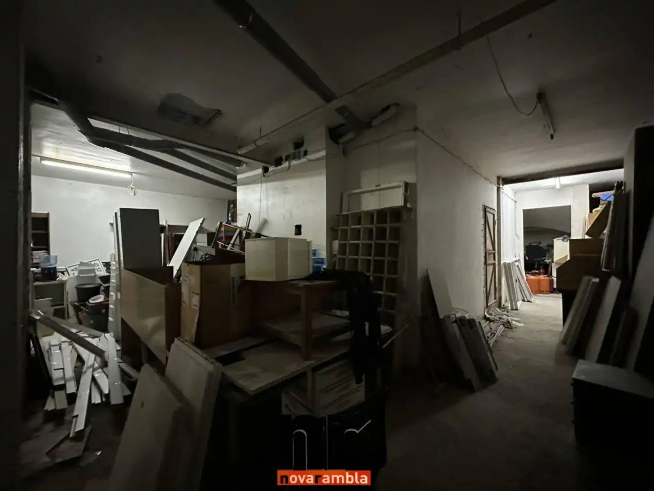 Gewerbefläche zum Verkauf in Calle Monturiol, imagen 3