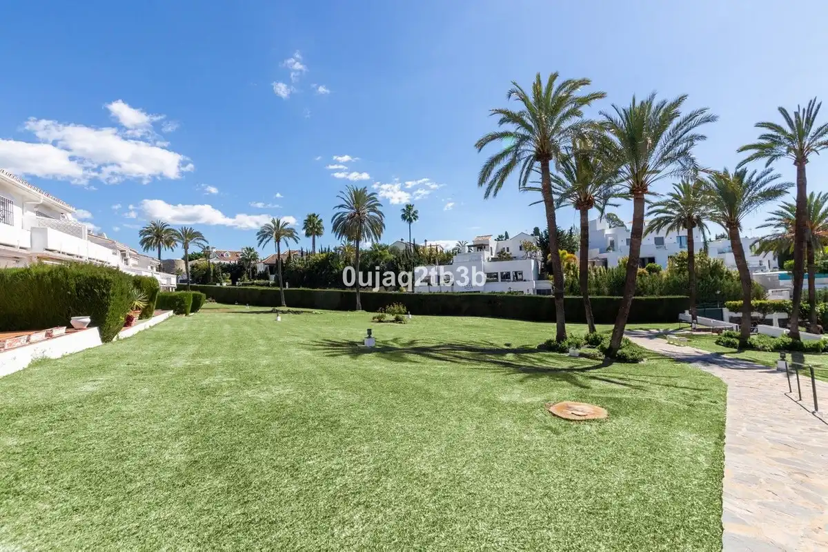 Apartment mit Pool zum Verkauf in Nueva Andalucía, imagen 29